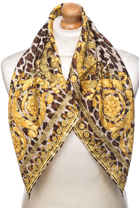 foulard versace antonio ratti|Silk scarf Gianni Versace Foundazione Antonio Ratti .